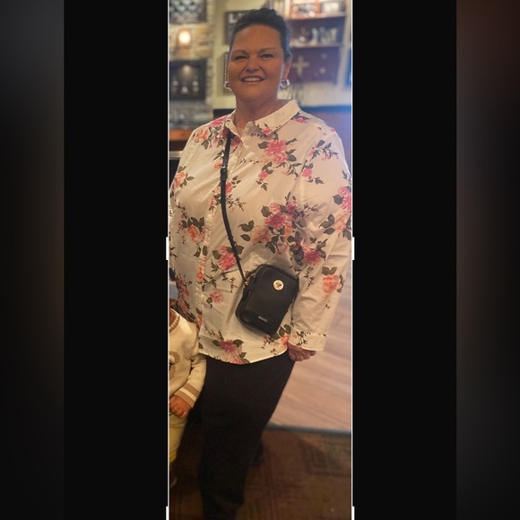 Versace Leather Medusa Crossbody Bag - Picture 10 of 10